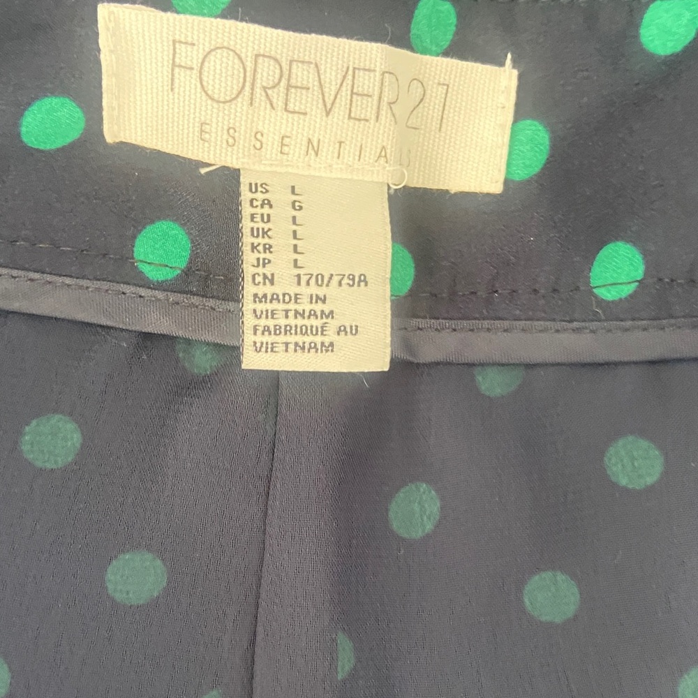 Forever 21 Teal Polka Dot Shorts size-L - Picture 3 of 9
